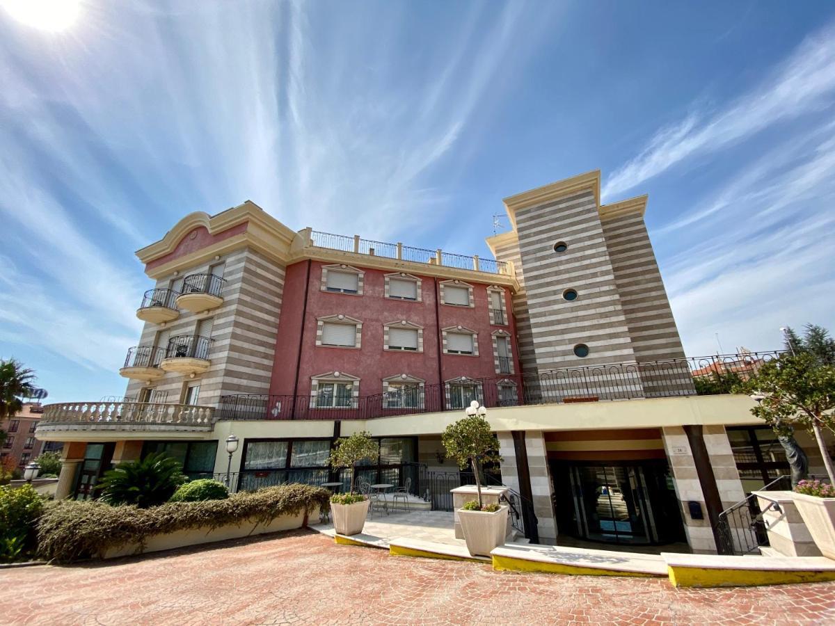 San Giovanni Rotondo Palace - Alihotels Esterno foto