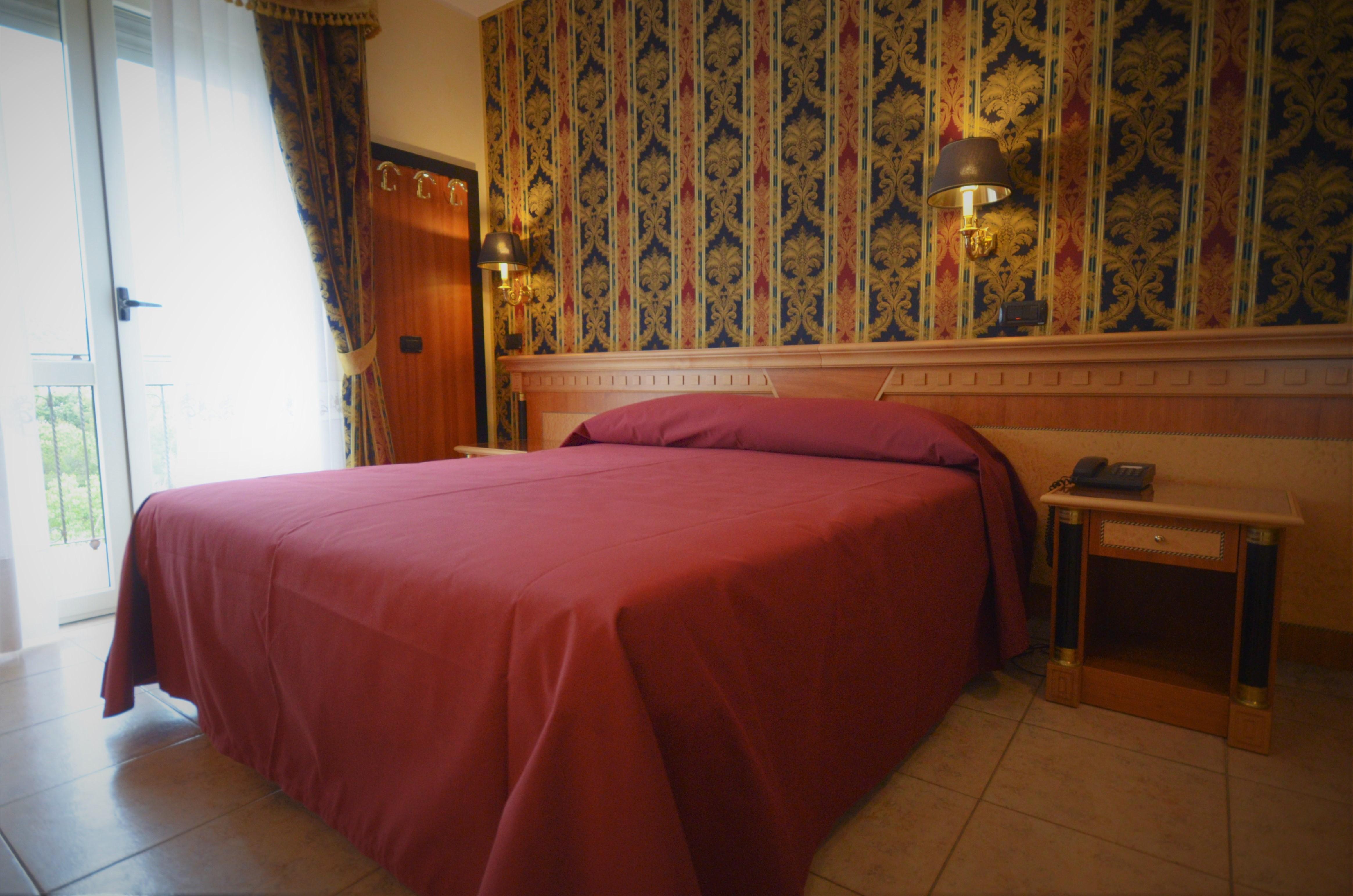 San Giovanni Rotondo Palace - Alihotels Esterno foto