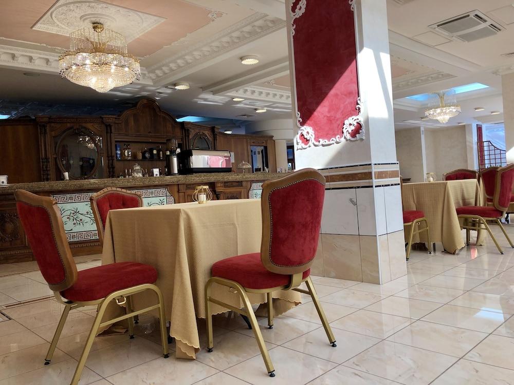 San Giovanni Rotondo Palace - Alihotels Esterno foto