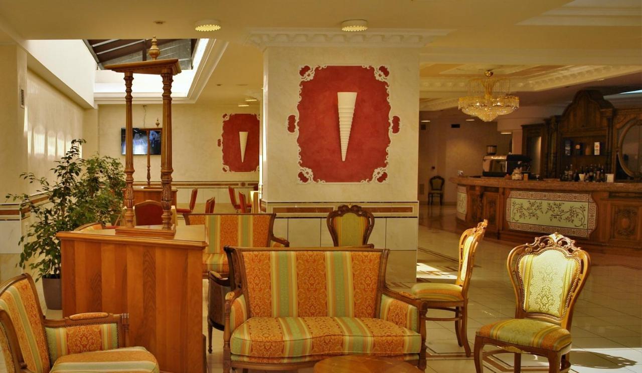 San Giovanni Rotondo Palace - Alihotels Esterno foto